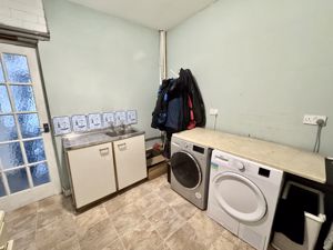 Photo 14- click for photo gallery